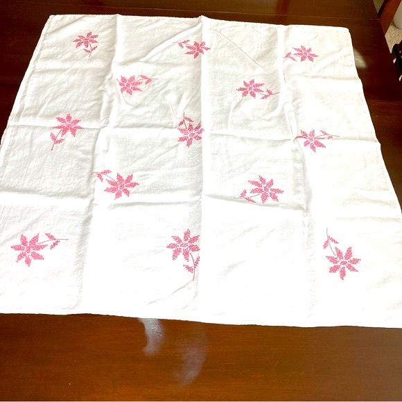 Handmade Linen Cross Stitch Raspberry and Pink Floral Tablecloth - Picture 6 of 6